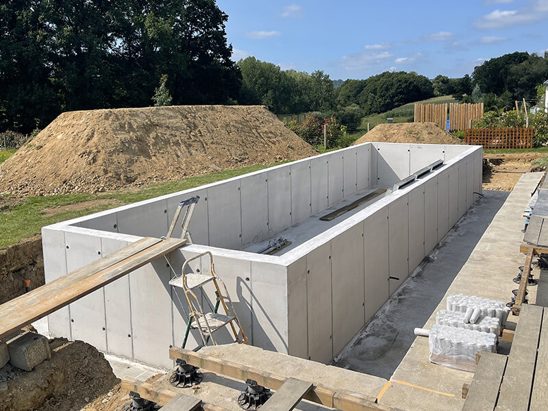 piscine-beton-sur-mesure-morbihan